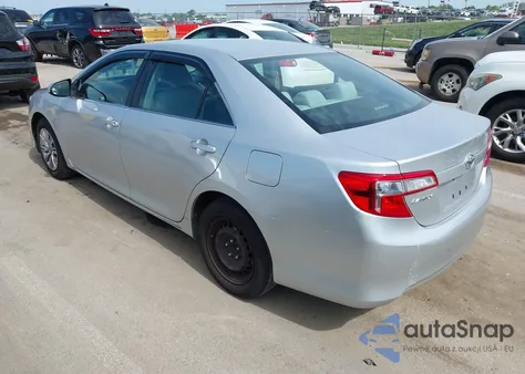 2012 Toyota Camry Le z USA, uszkodzony, nr VIN 4T1BF1FK6CU009042